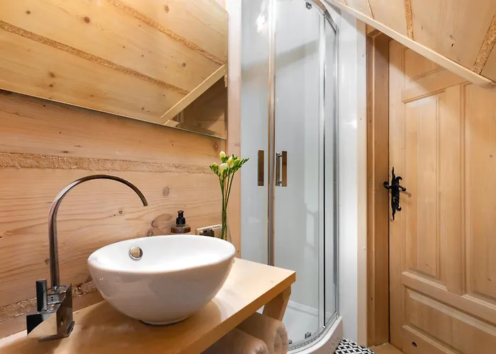 לינה וארוחת בוקר Rajka זקופאנה