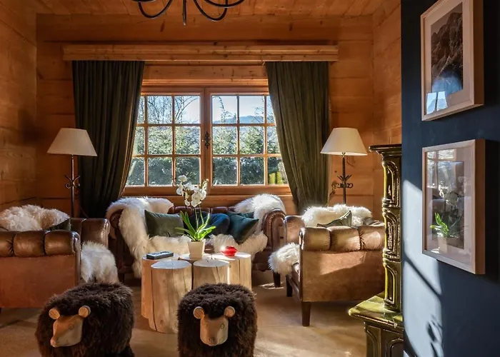 Rajka לינה וארוחת בוקר 3*